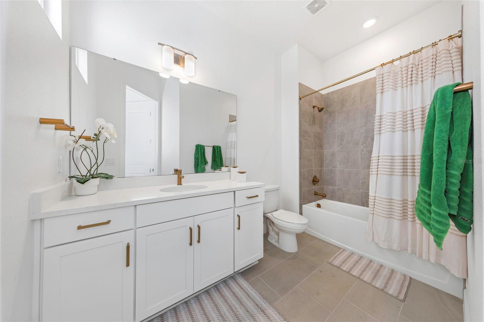 1016 SIGNET DR — photo 63