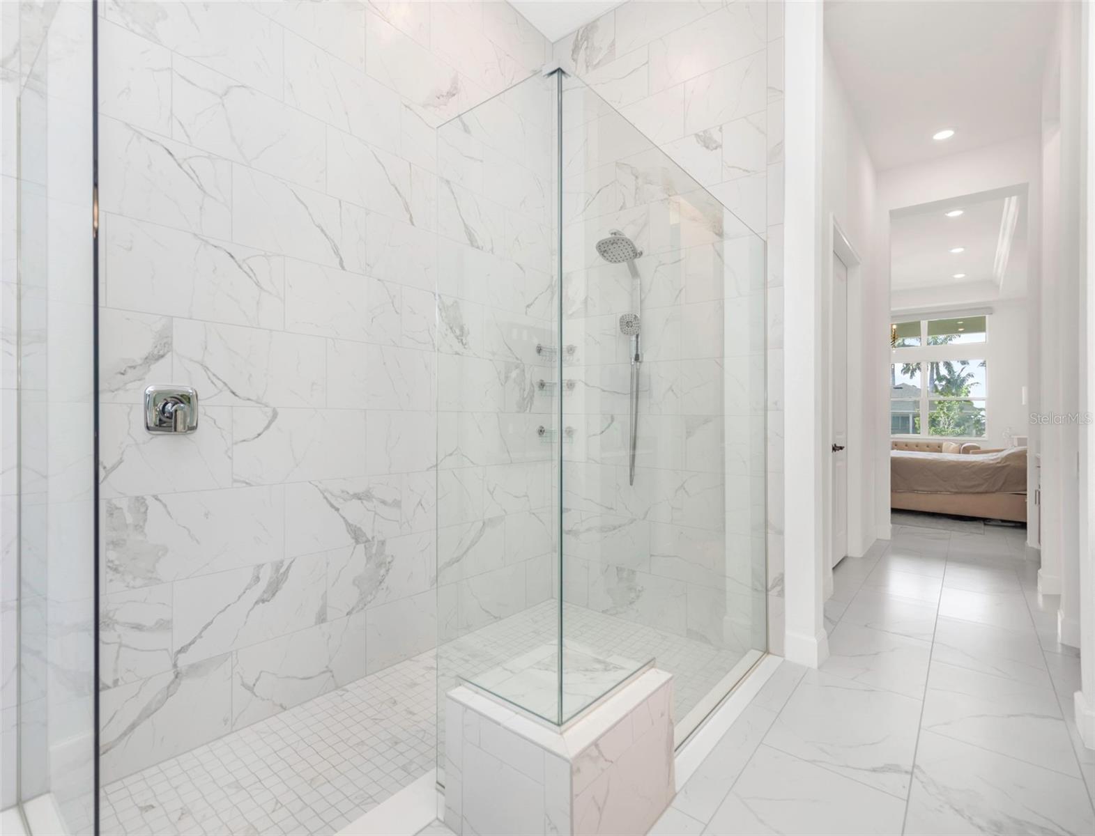 1016 SIGNET DR — photo 43