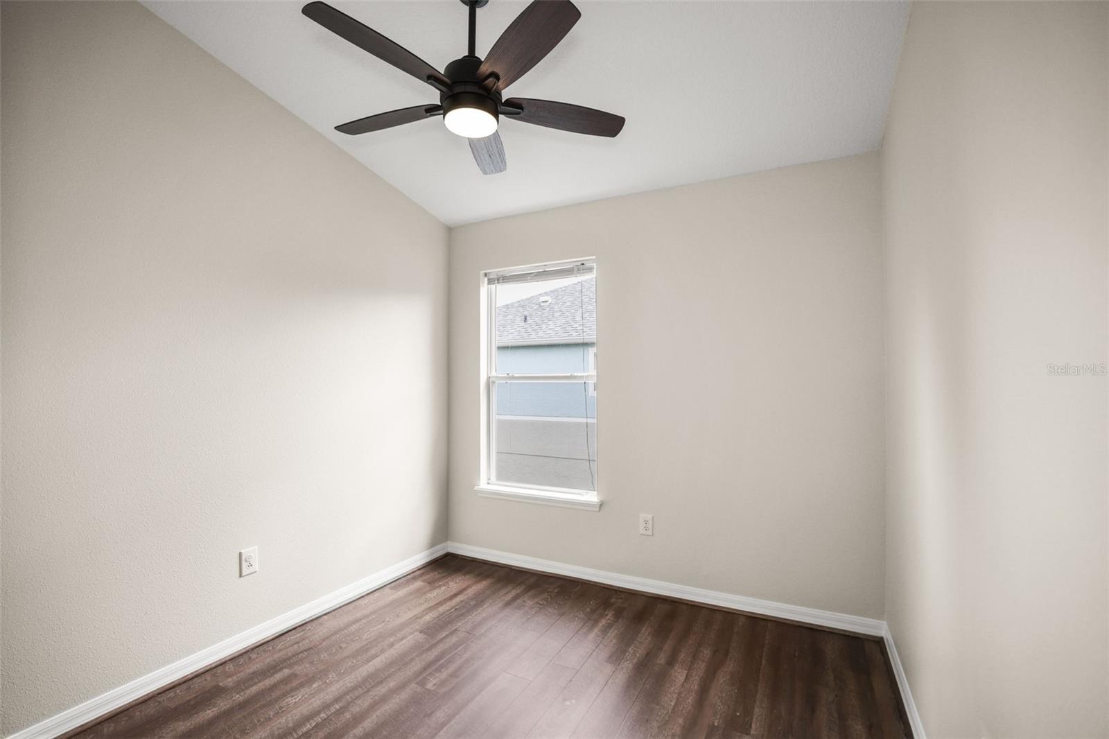 1516 TALISKER DR — photo 17