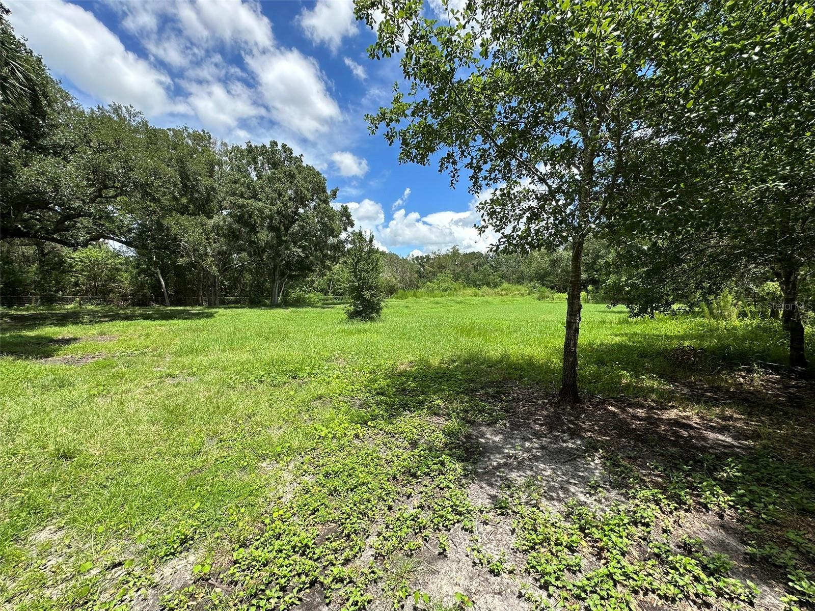 1676 HERMOSA DR — photo 3