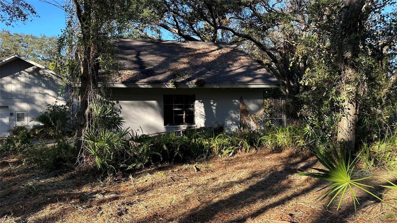 1676 HERMOSA DR — photo 38