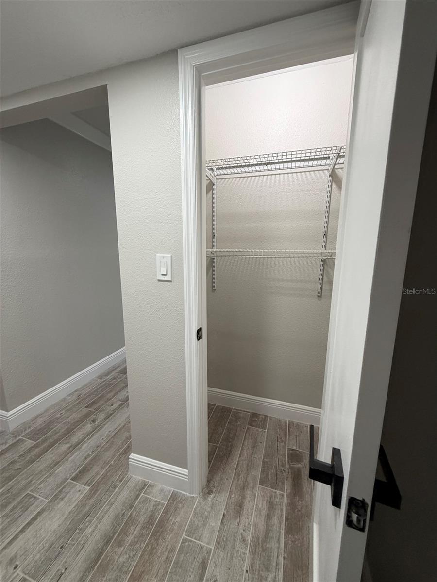 8715 DRIFTWOOD DR — photo 24