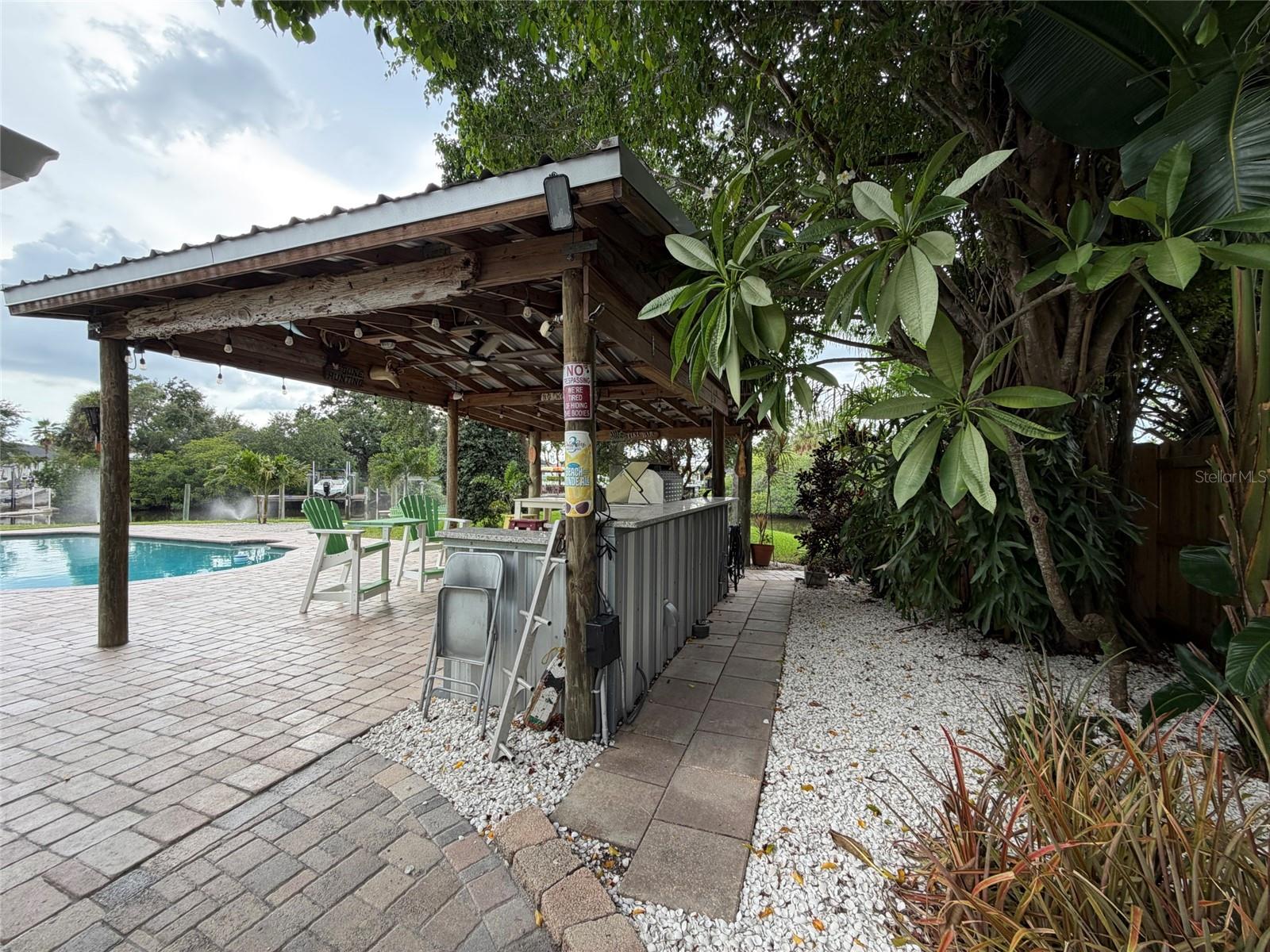 8715 DRIFTWOOD DR — photo 32