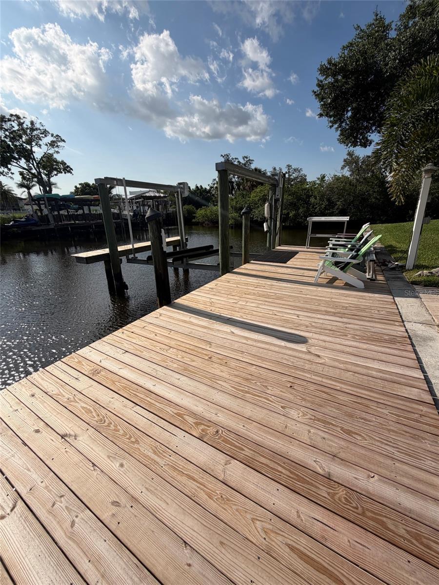 8715 DRIFTWOOD DR — photo 39