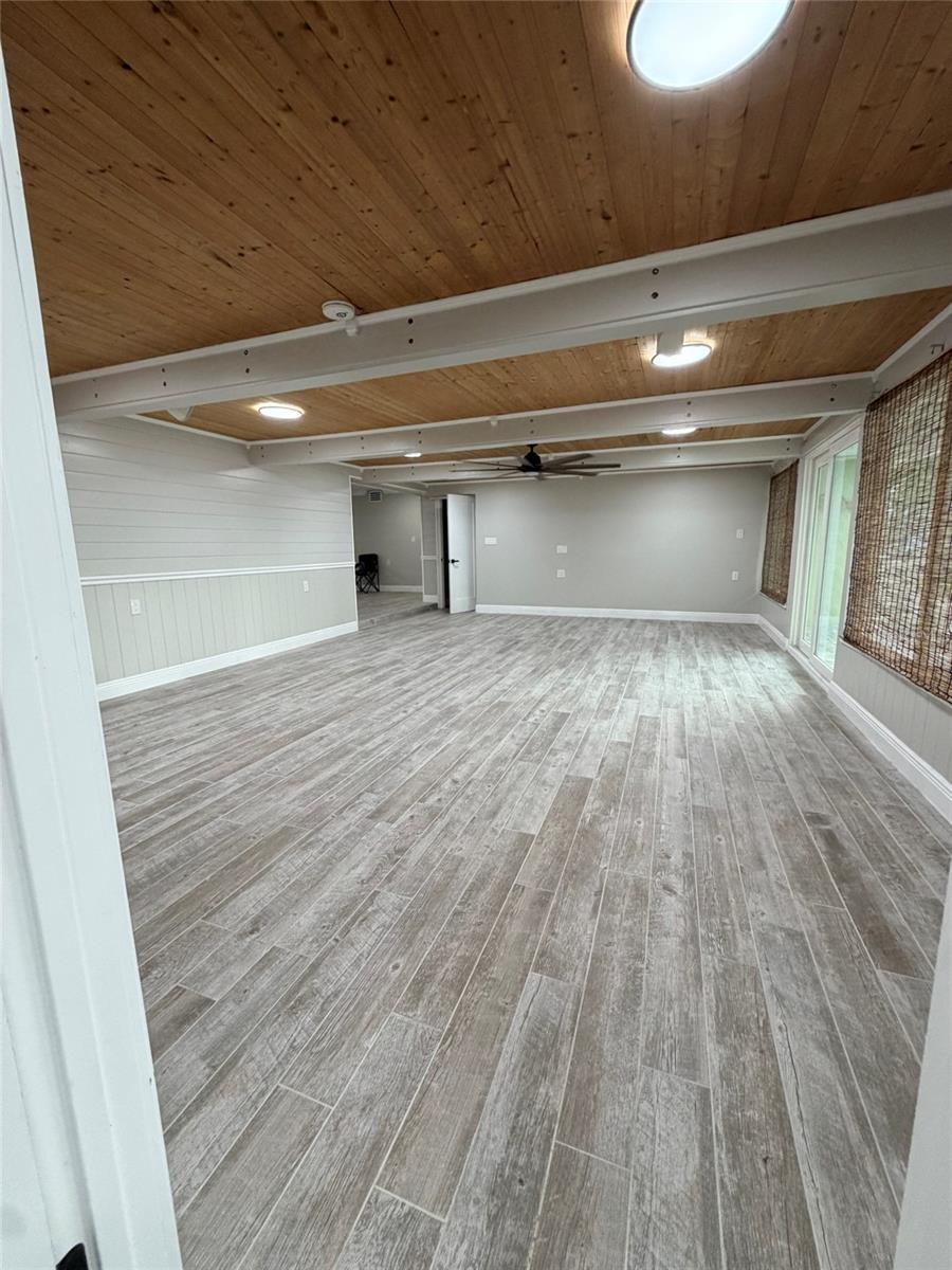 8715 DRIFTWOOD DR — photo 10