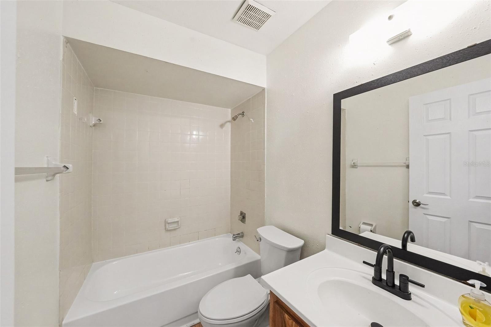 1913 CEDARBROOKE DR — photo 19