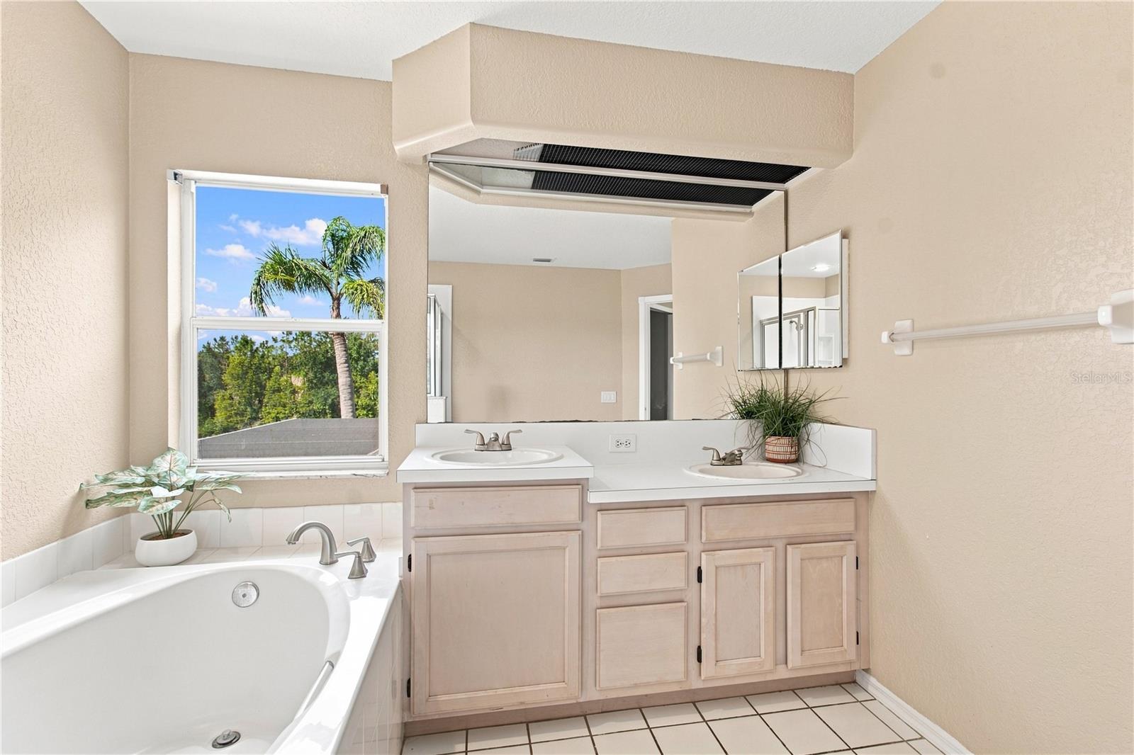 7326 YARDLEY WAY — photo 36