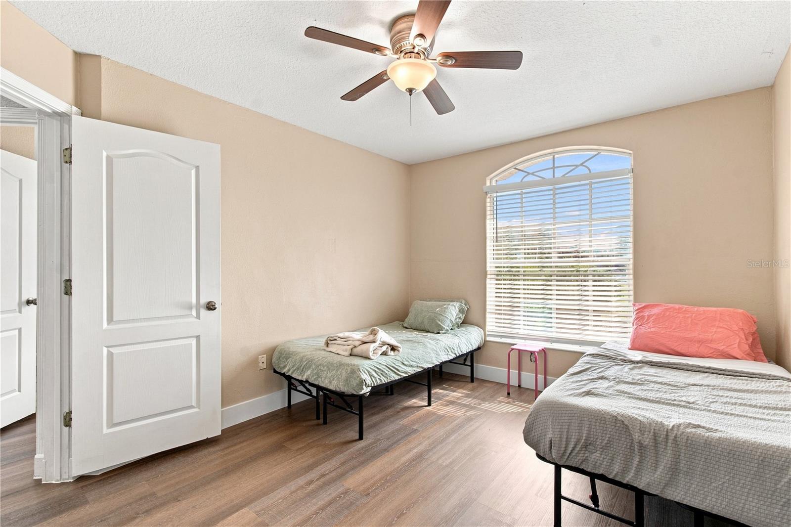 7326 YARDLEY WAY — photo 44