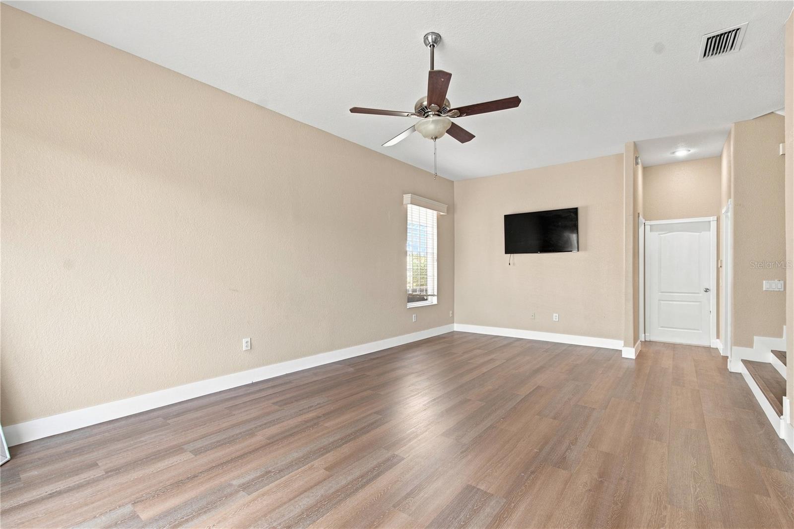 7326 YARDLEY WAY — photo 27