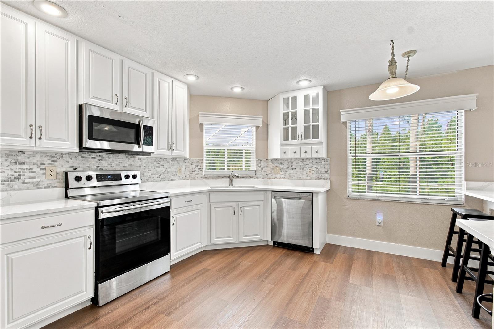 7326 YARDLEY WAY — photo 15