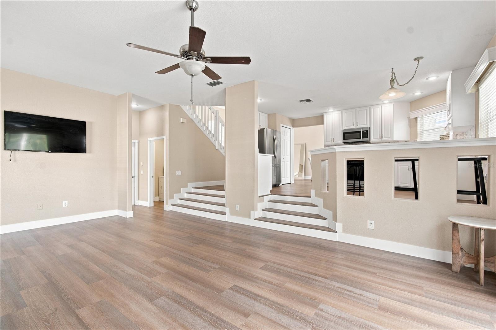 7326 YARDLEY WAY — photo 24