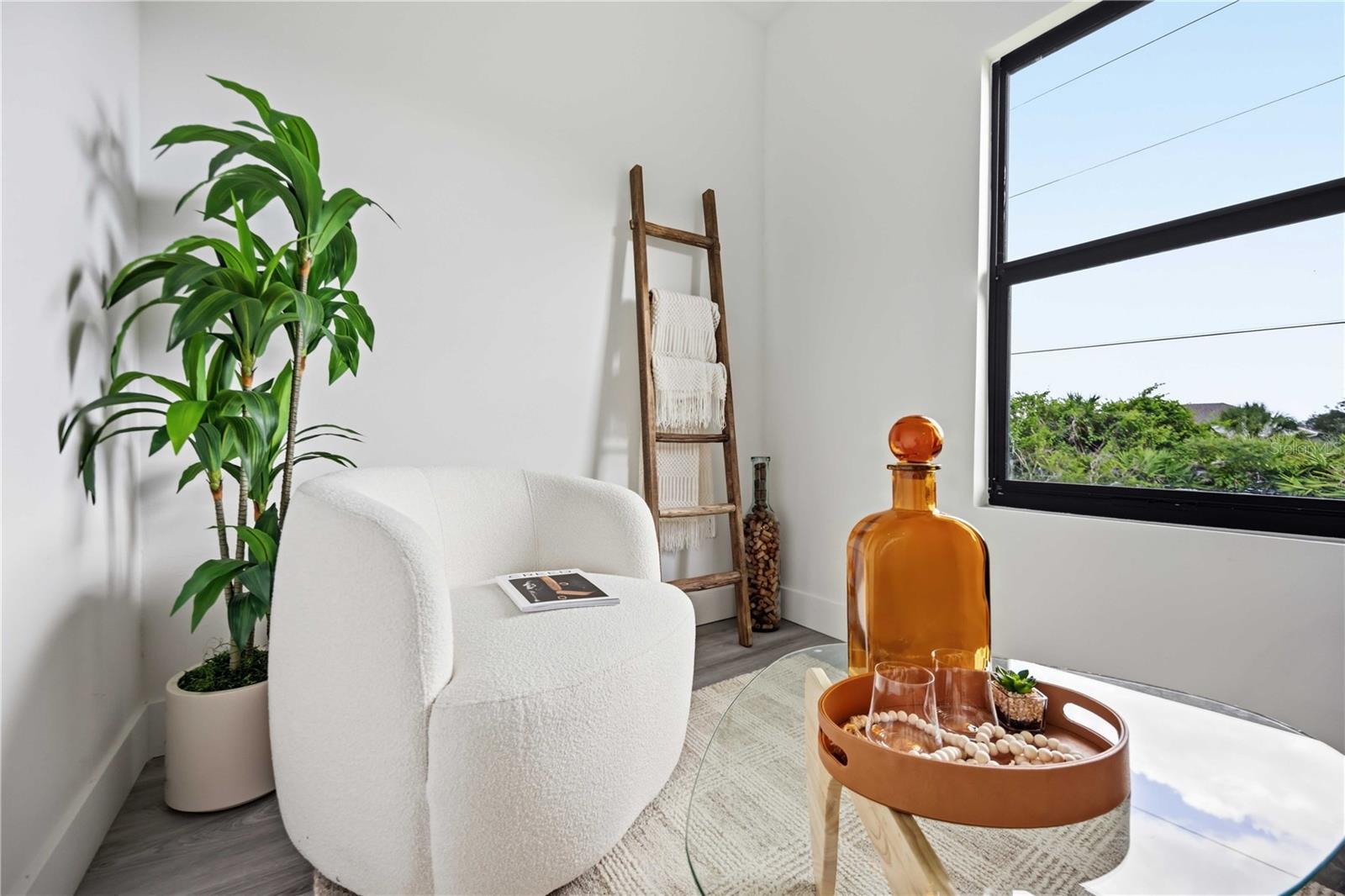 8533 LANCELOT AVE — photo 12