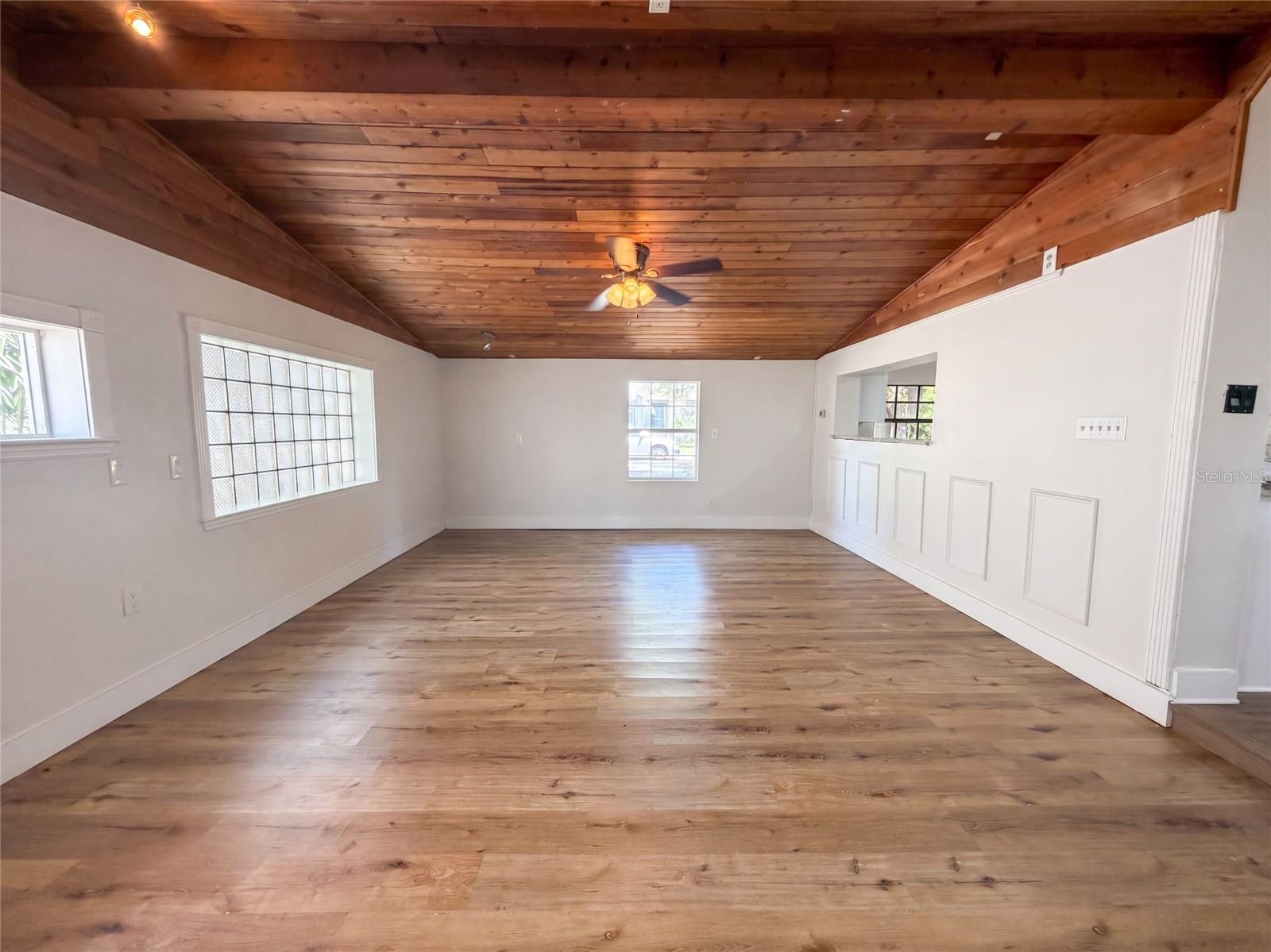 7405 S DESOTO ST — photo 10