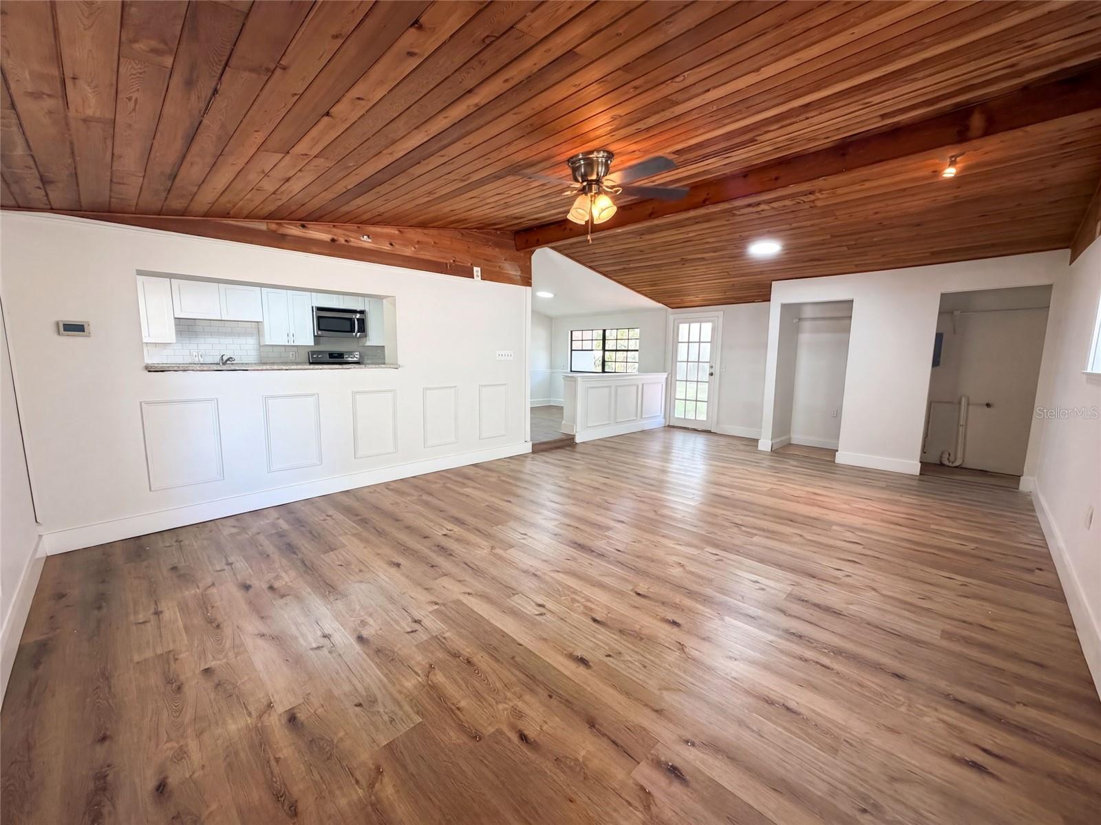 7405 S DESOTO ST — photo 11