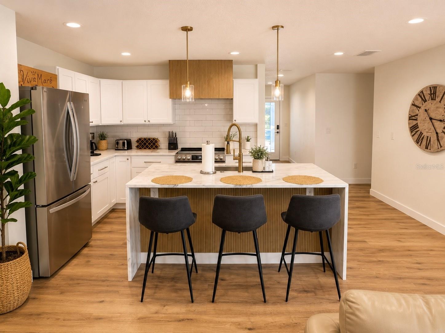 4460 EMERALD RIDGE DR — photo 8