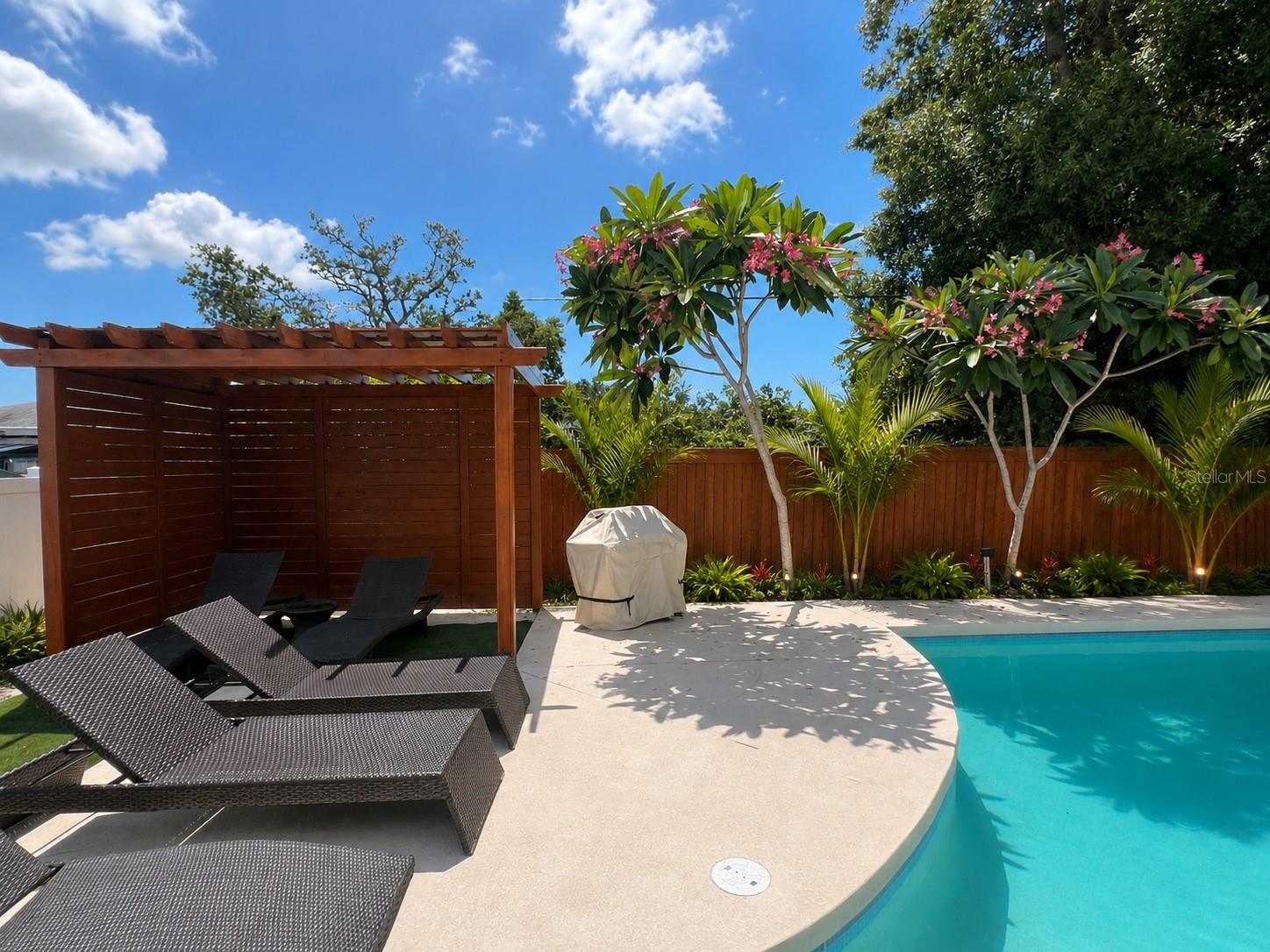 4460 EMERALD RIDGE DR — photo 4