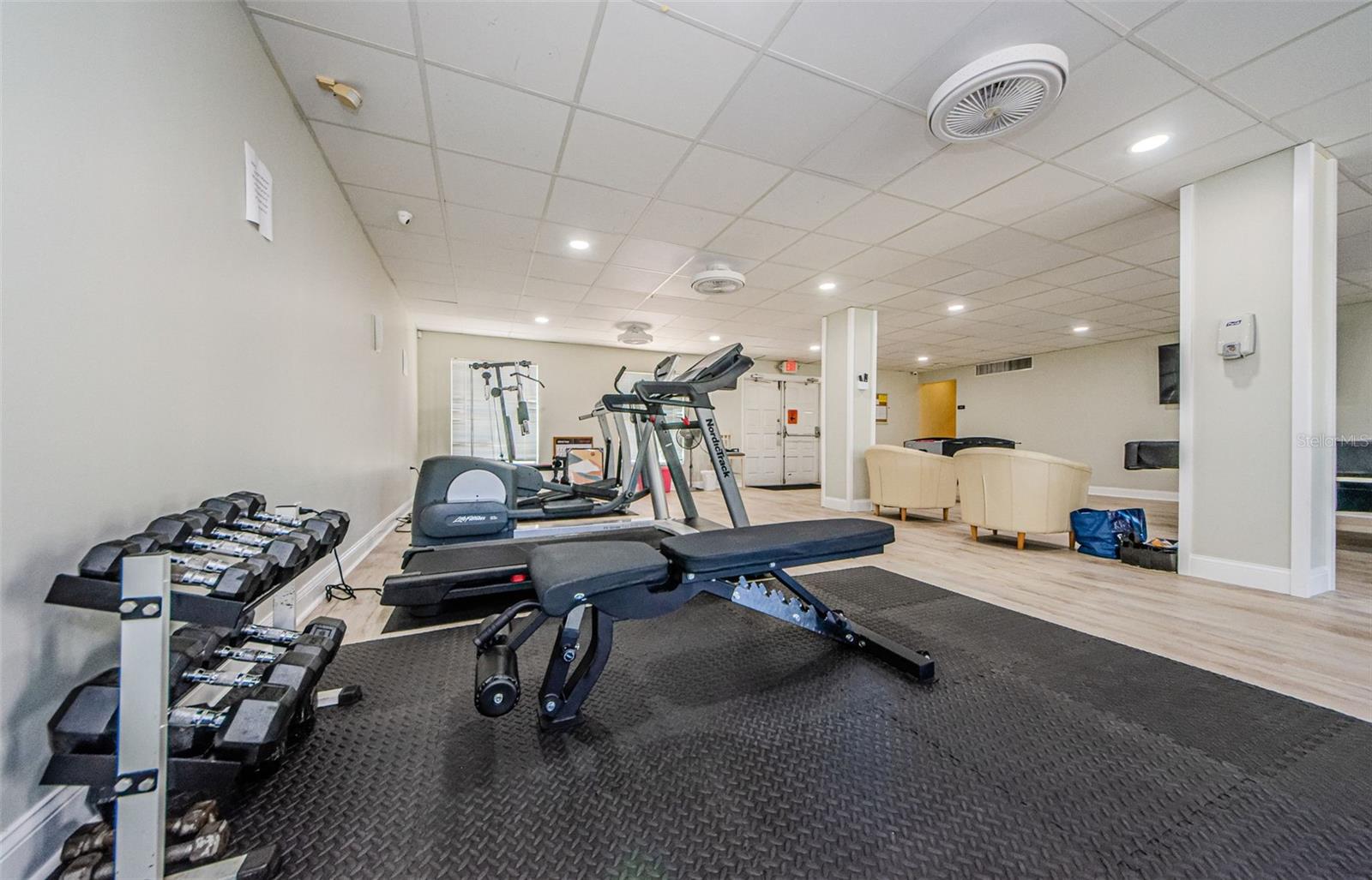 2700 BAYSHORE BLVD #2207 — photo 37