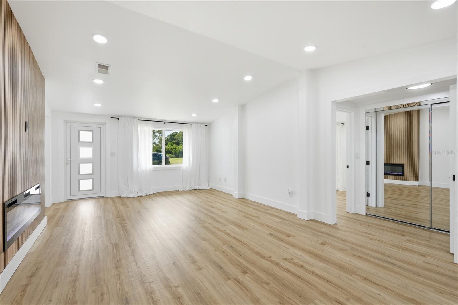 848 OLYMPIA RD — photo 14