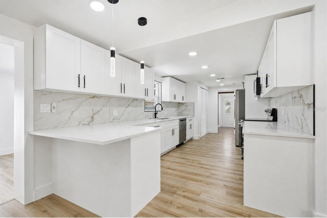 848 OLYMPIA RD — photo 18