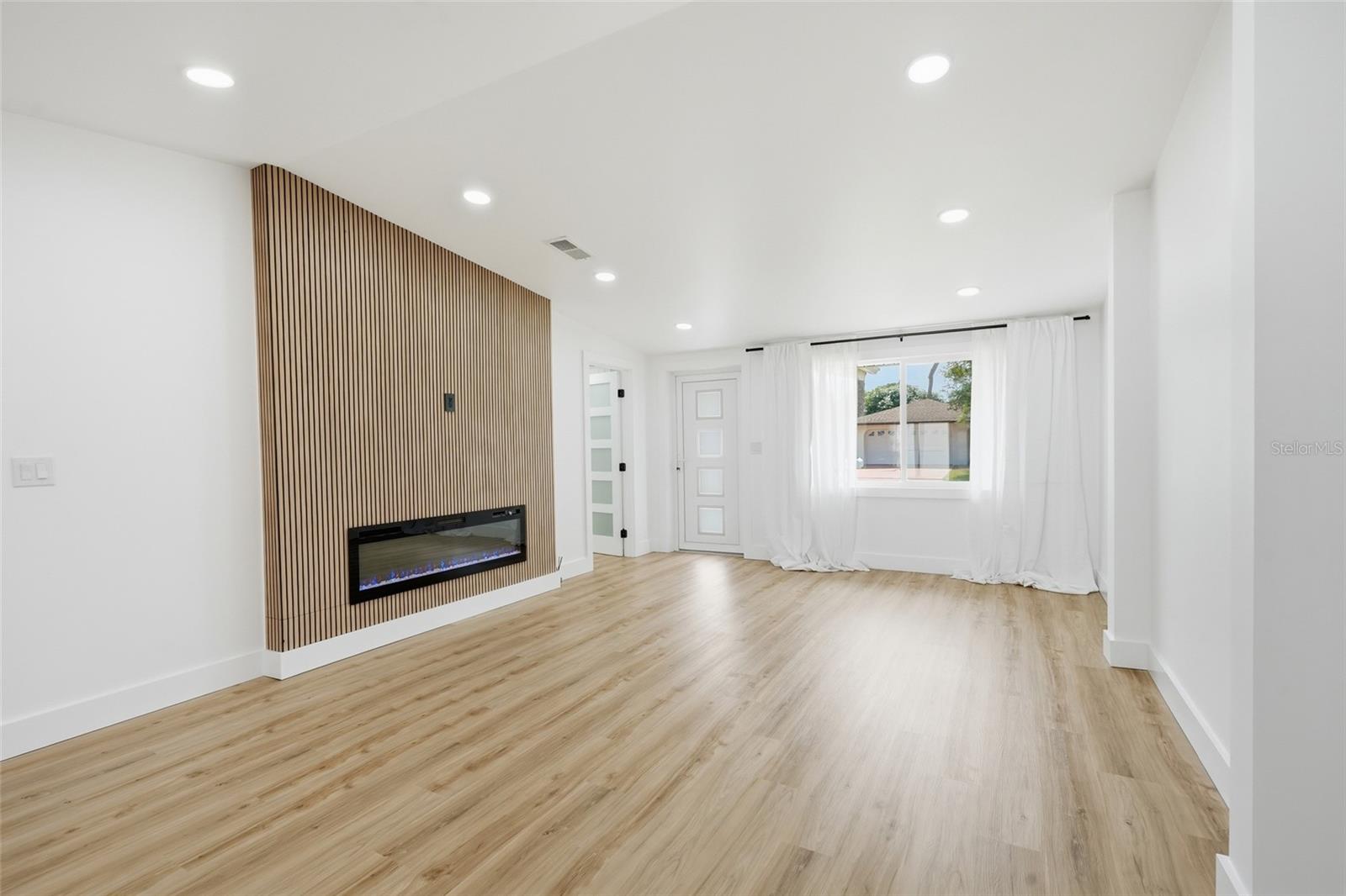 848 OLYMPIA RD — photo 11