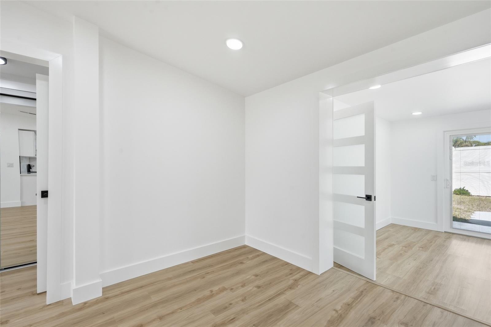 848 OLYMPIA RD — photo 16