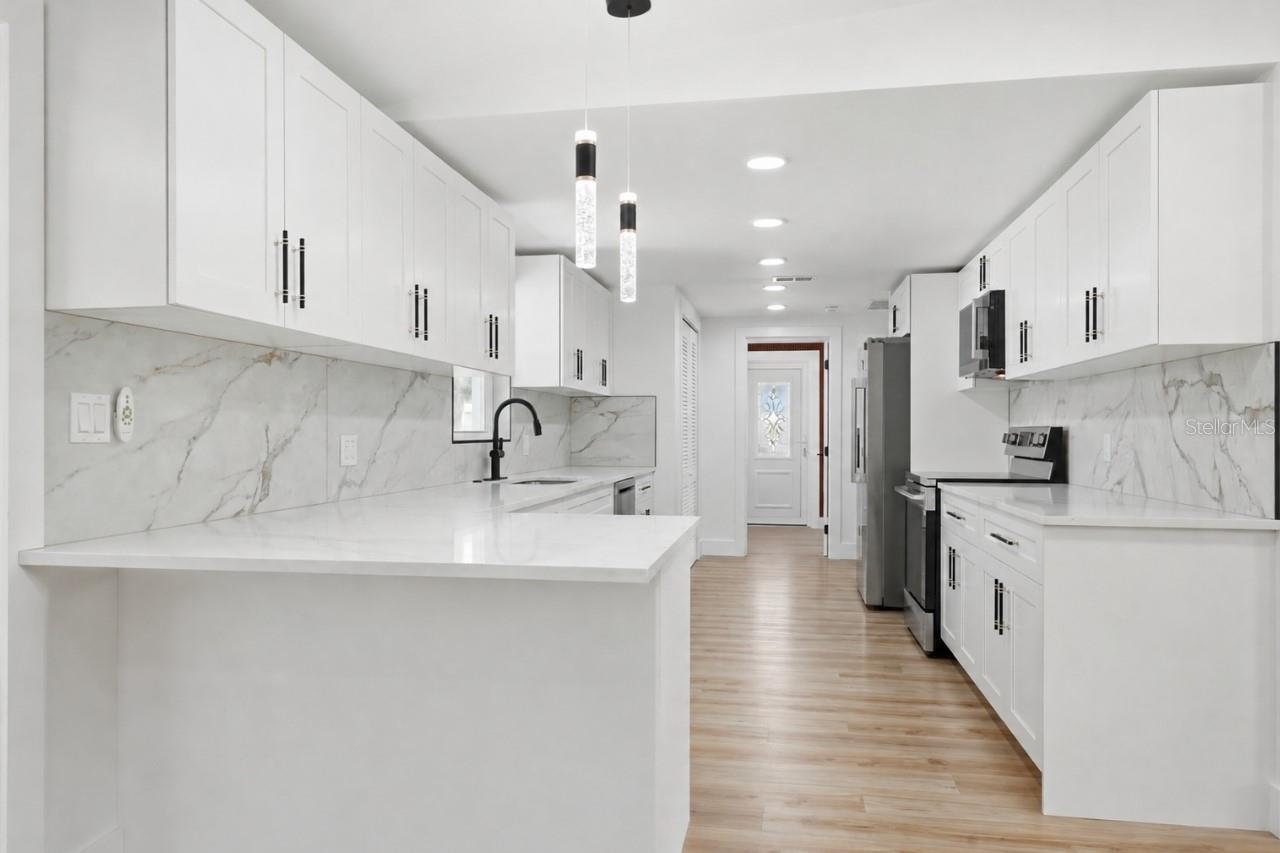 848 OLYMPIA RD — photo 19