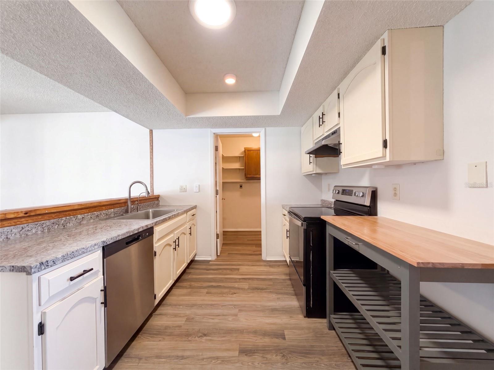 391 HARVARD RD — photo 12