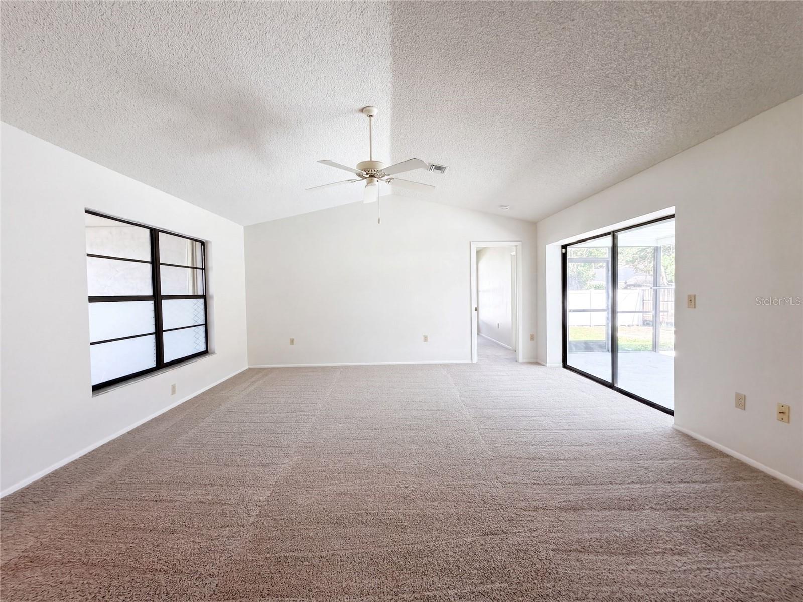 391 HARVARD RD — photo 3
