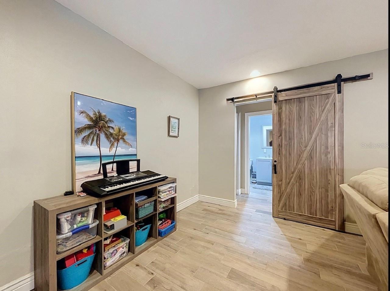 777 CLAUDIA LN — photo 42