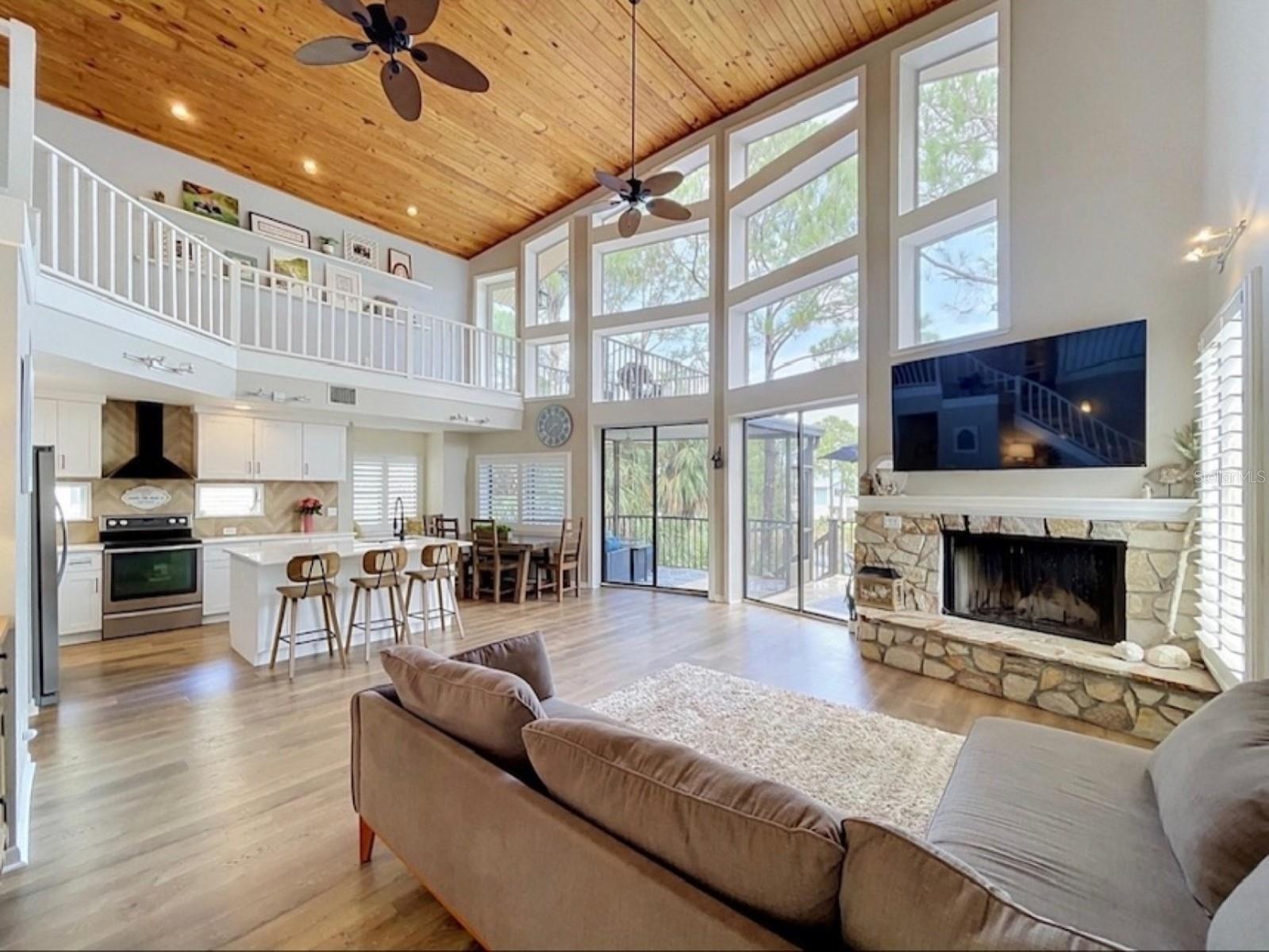 777 CLAUDIA LN — photo 4