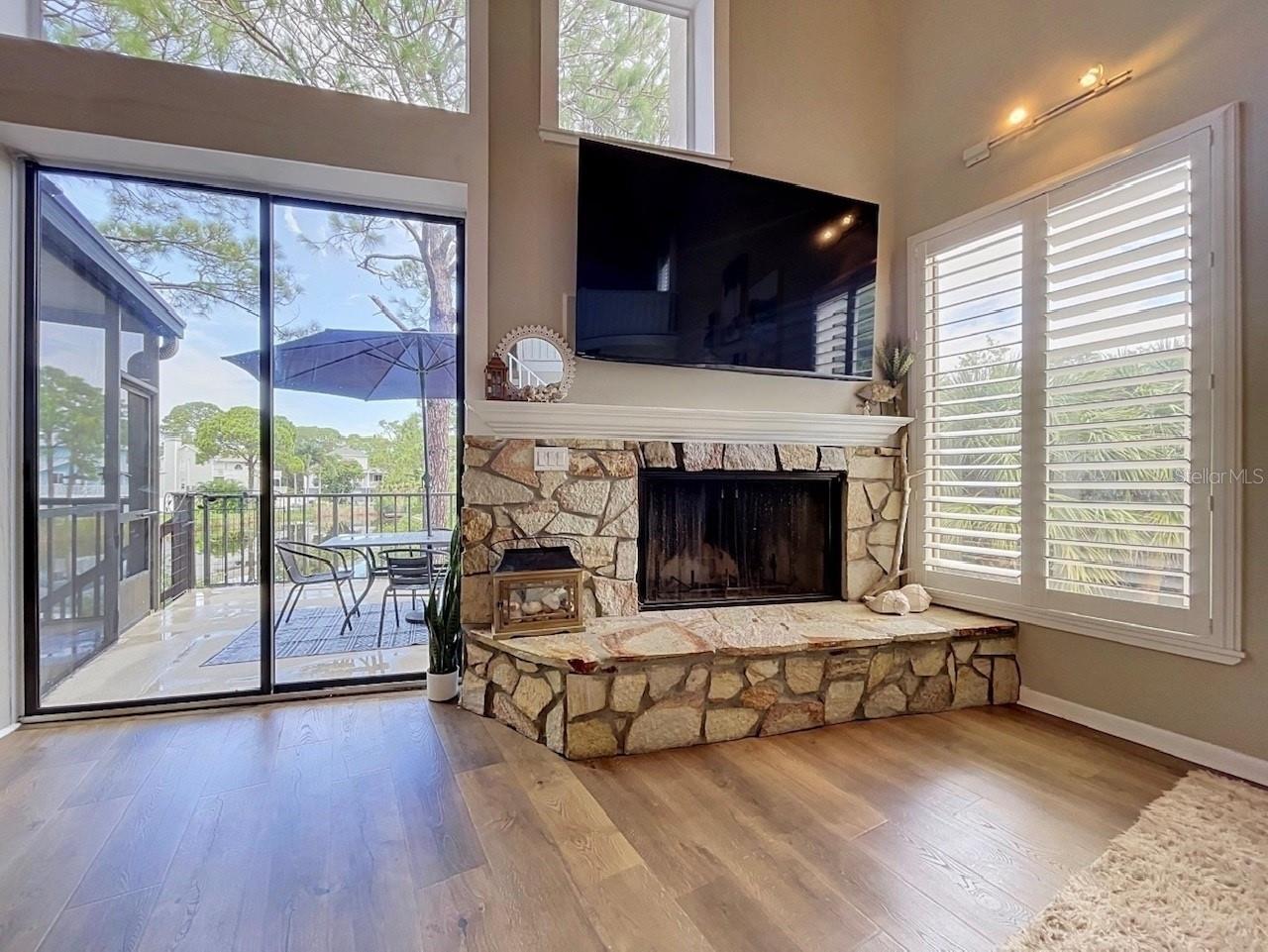 777 CLAUDIA LN — photo 6