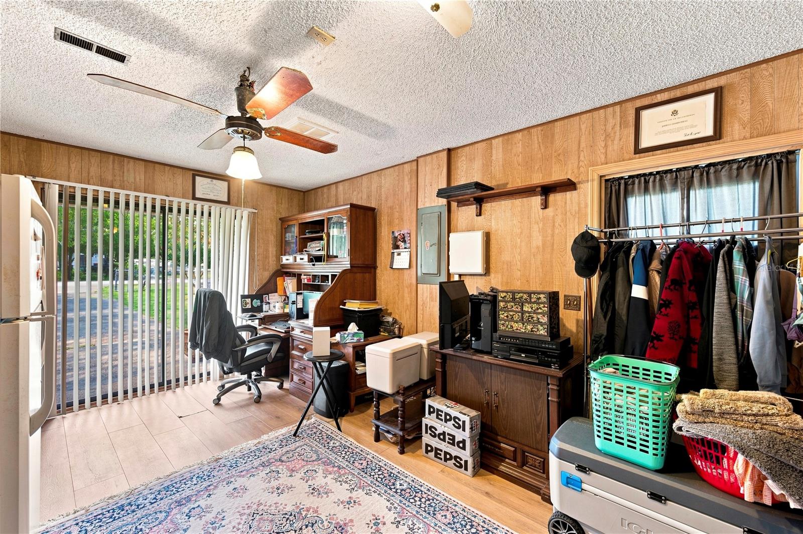 9511 CLYDE ST — photo 31
