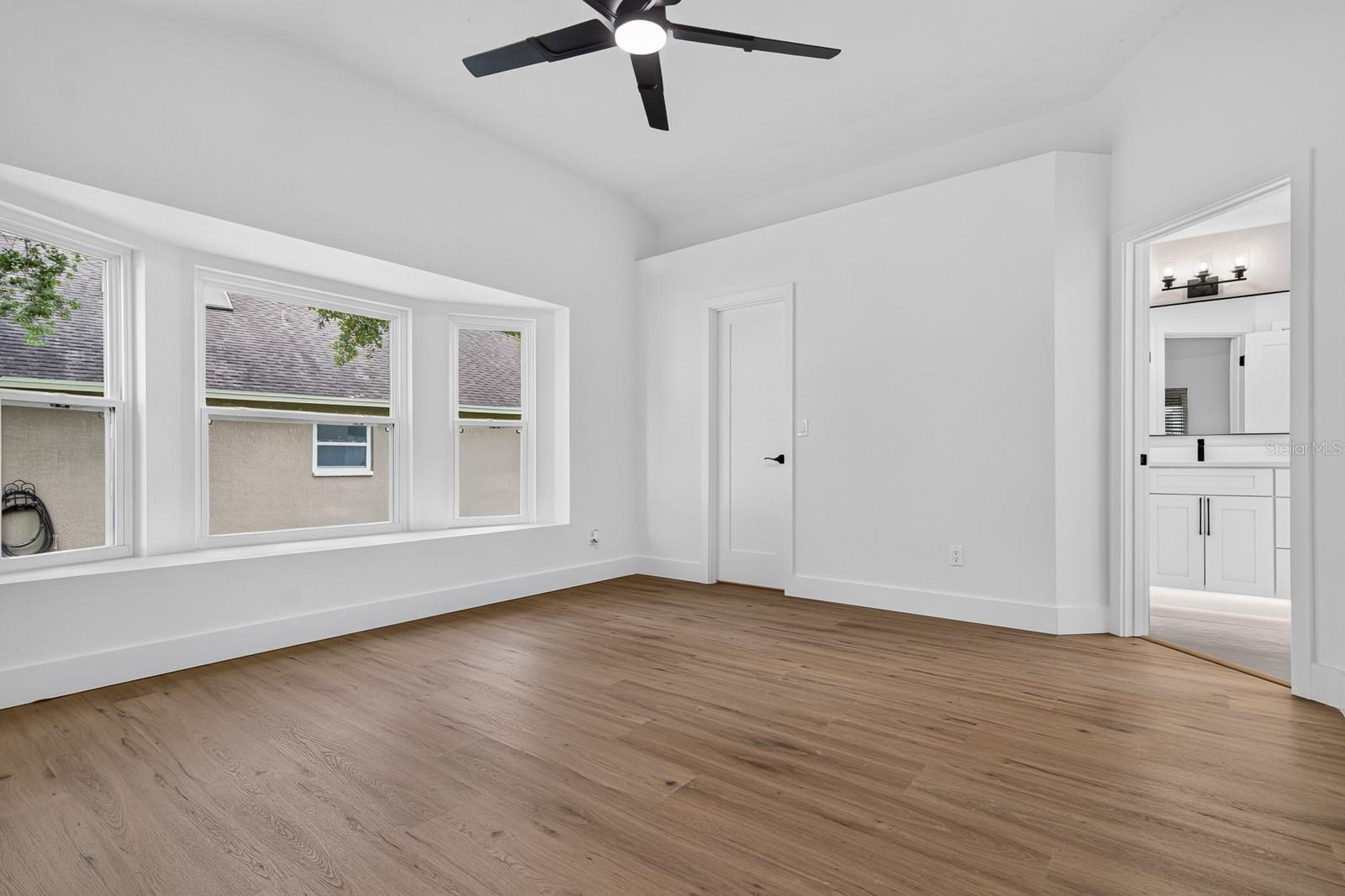 7737 MARBELLA CREEK AVE — photo 16