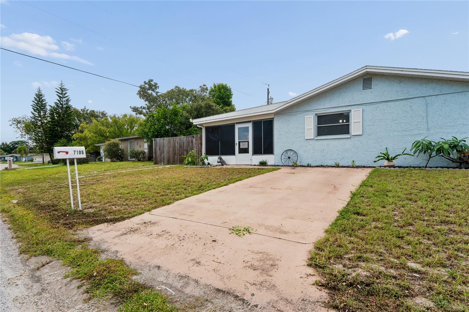 7106 PALISADE DR — photo 37