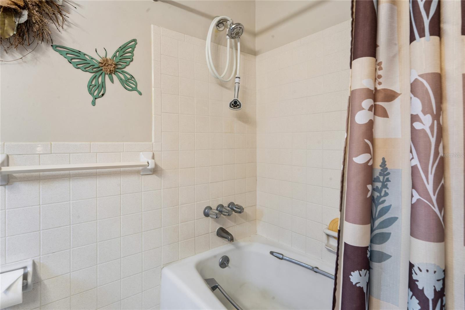 7106 PALISADE DR — photo 25