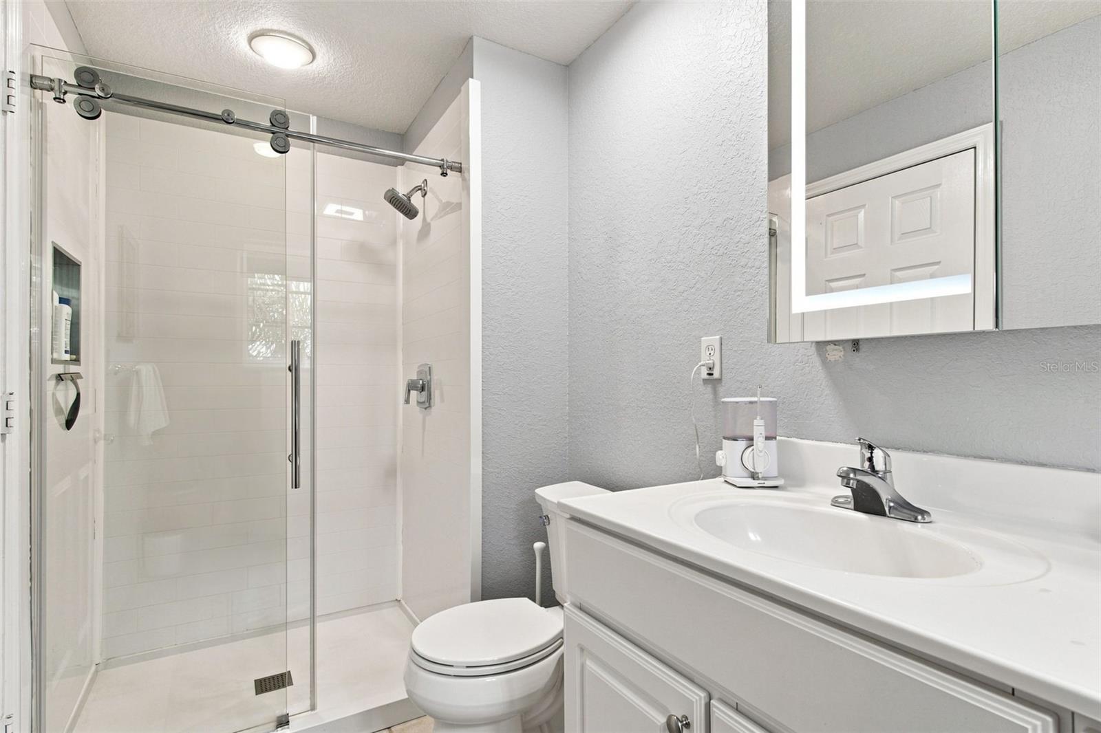 9801 MEADOW FIELD CIR — photo 35