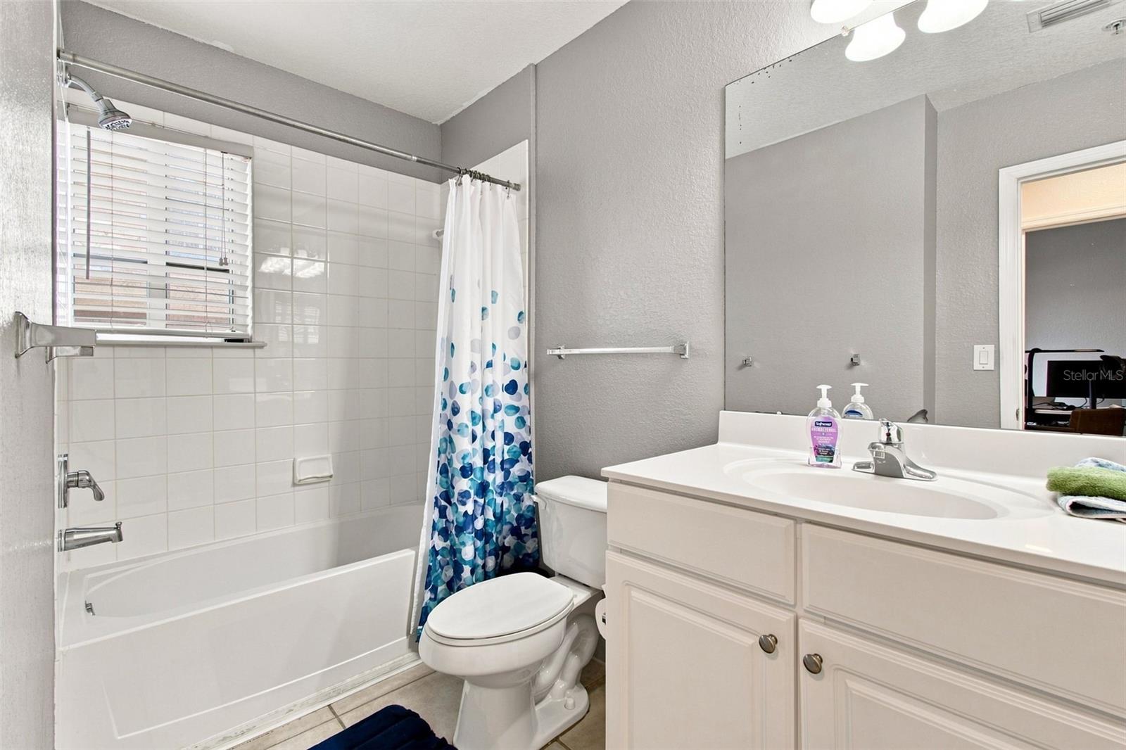 9801 MEADOW FIELD CIR — photo 21