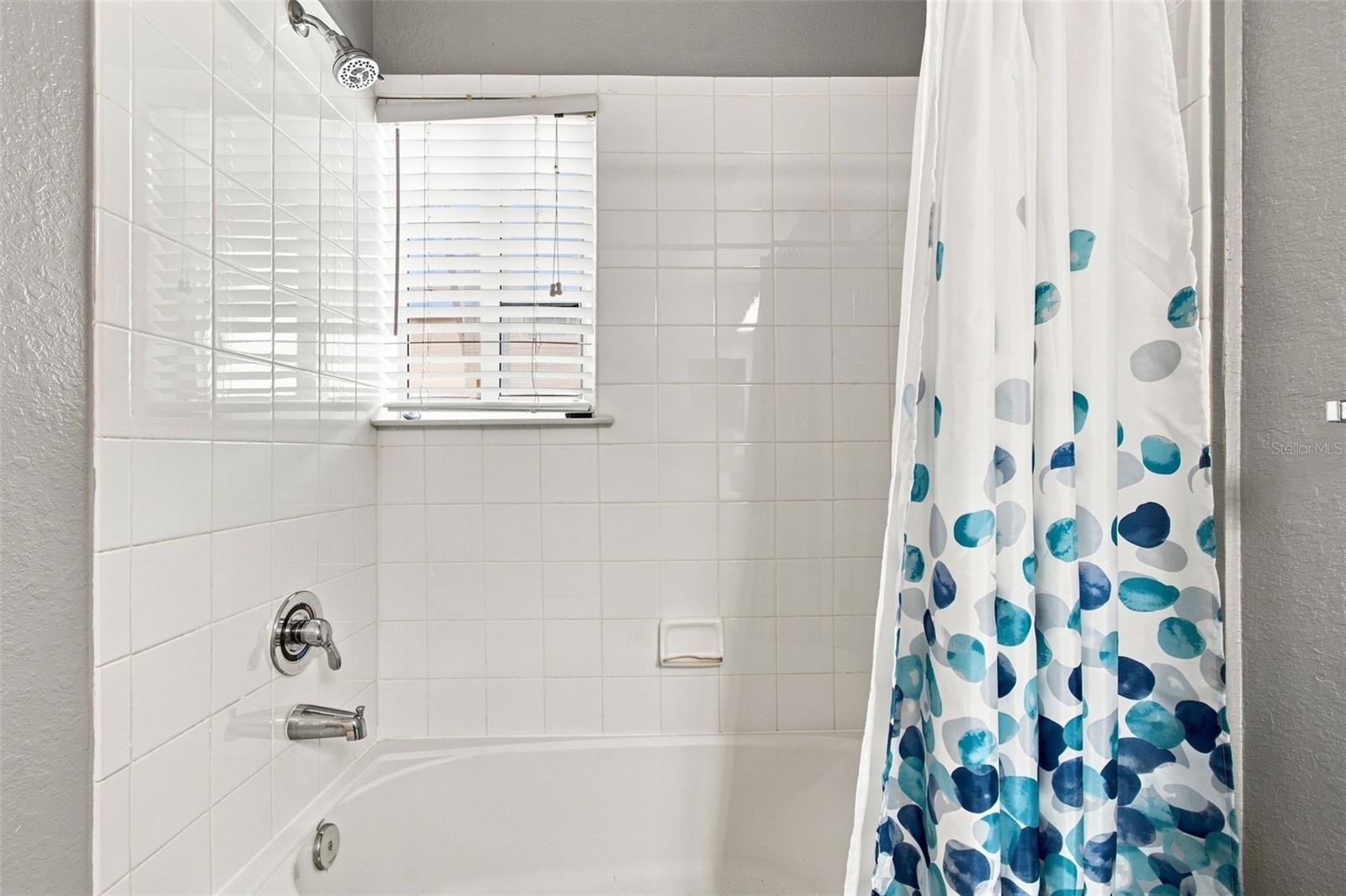 9801 MEADOW FIELD CIR — photo 22