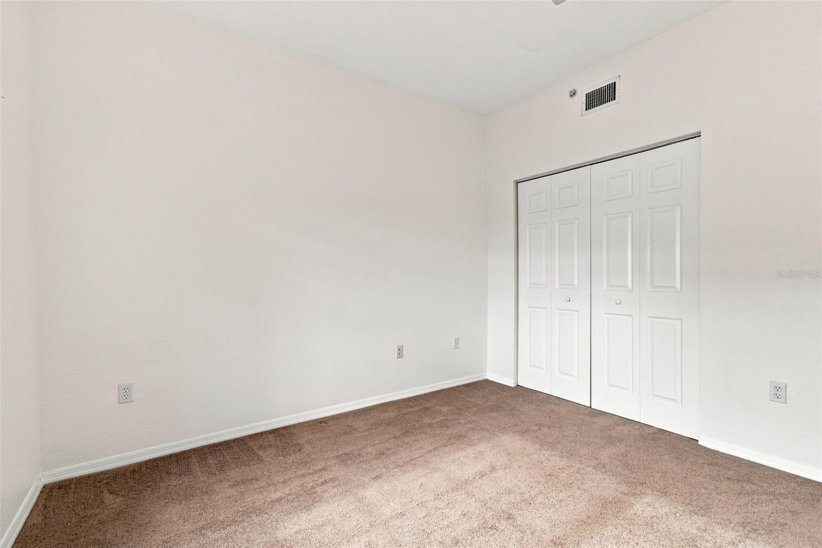 9801 MEADOW FIELD CIR — photo 28
