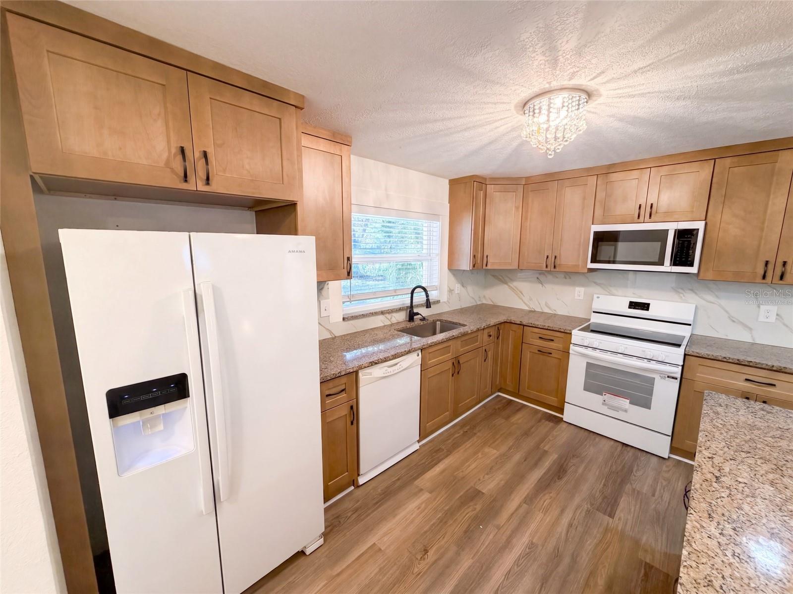 5122 BAY BLVD — photo 4