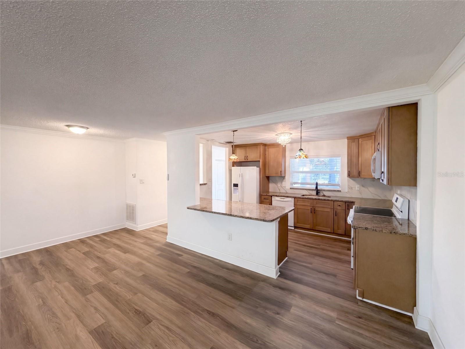 5122 BAY BLVD — photo 3
