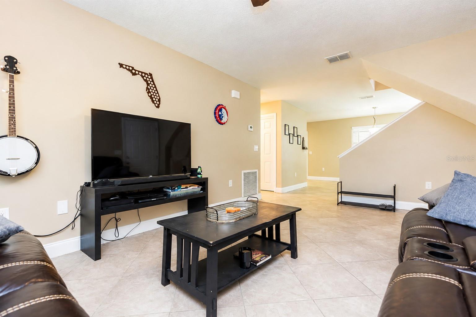 7504 GADSDEN DRIVE — photo 4