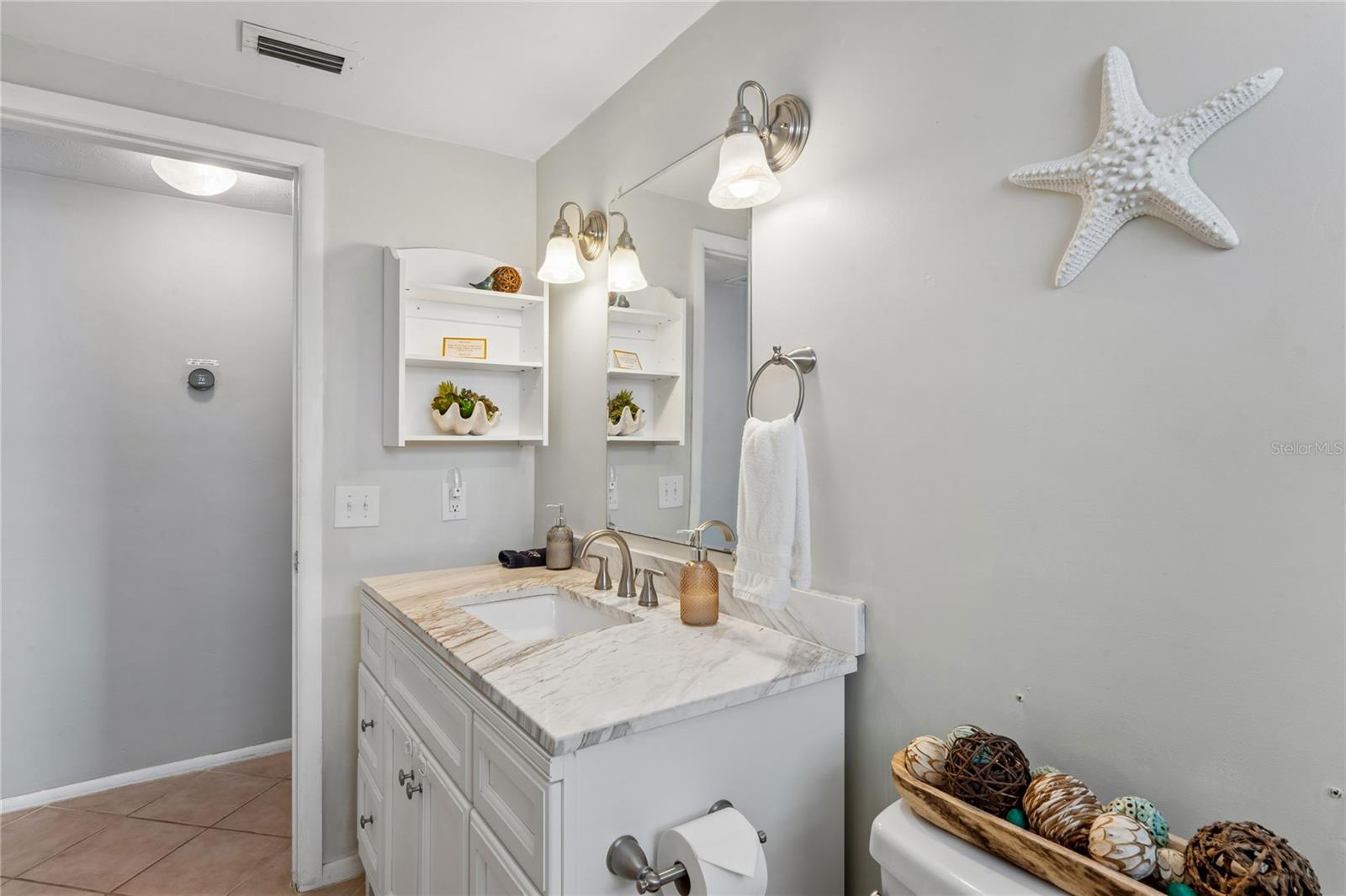 223 N WALTON AVE — photo 27