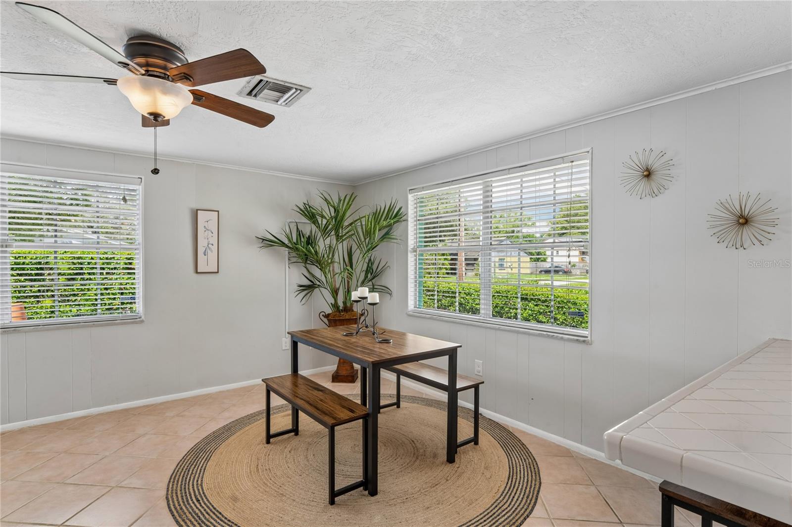 223 N WALTON AVE — photo 34