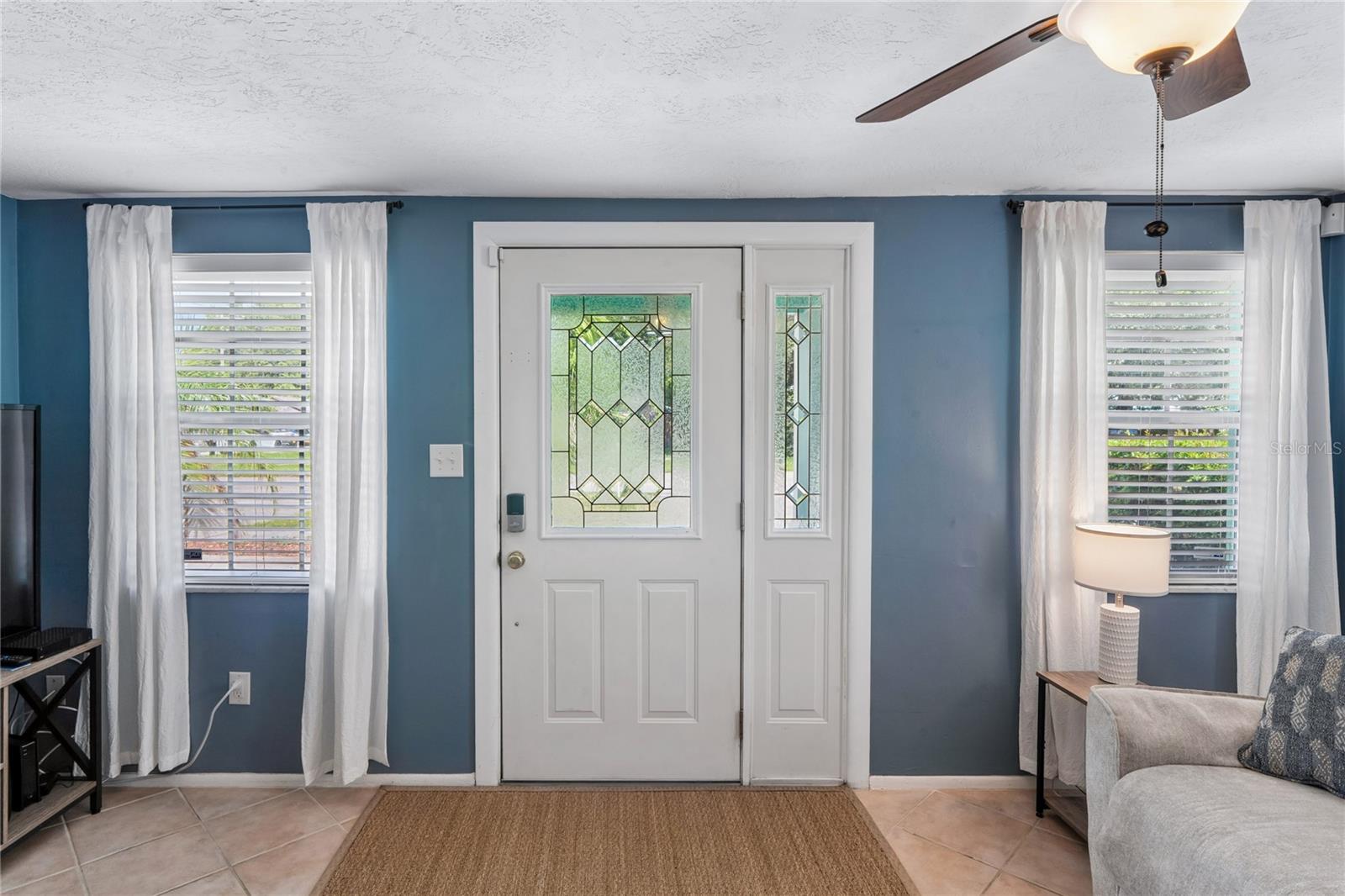 223 N WALTON AVE — photo 3