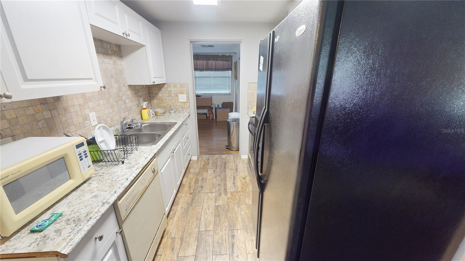 1721 W NORTH B ST — photo 9