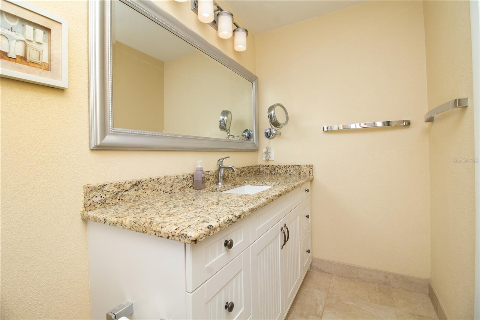 1324 RANCHWOOD DR — photo 16