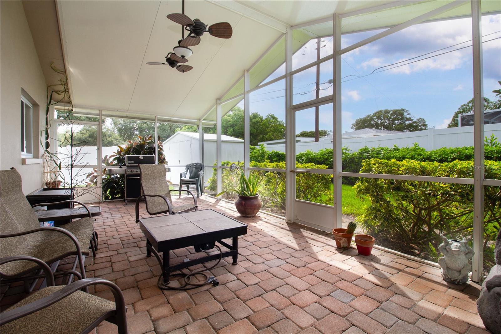 1324 RANCHWOOD DR — photo 23
