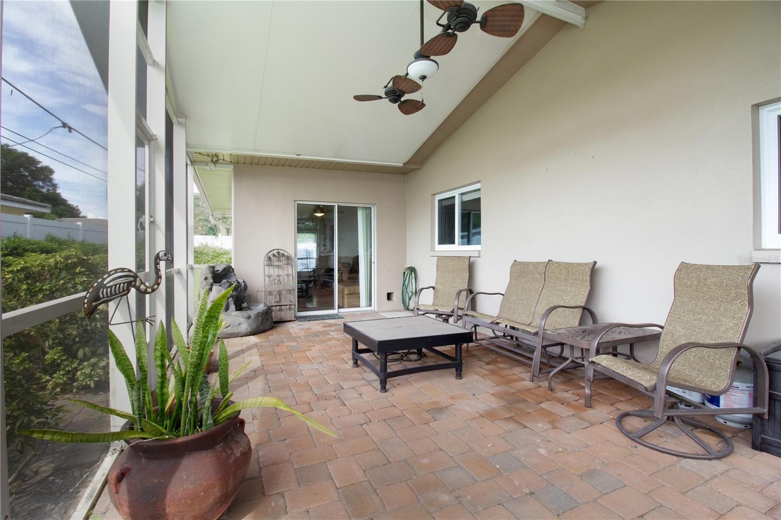 1324 RANCHWOOD DR — photo 24