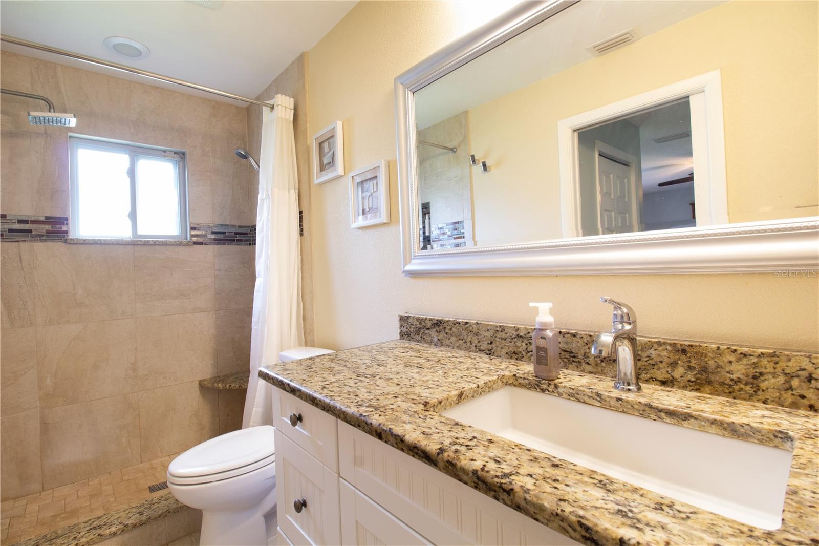 1324 RANCHWOOD DR — photo 15